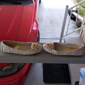 Michael Kors flats